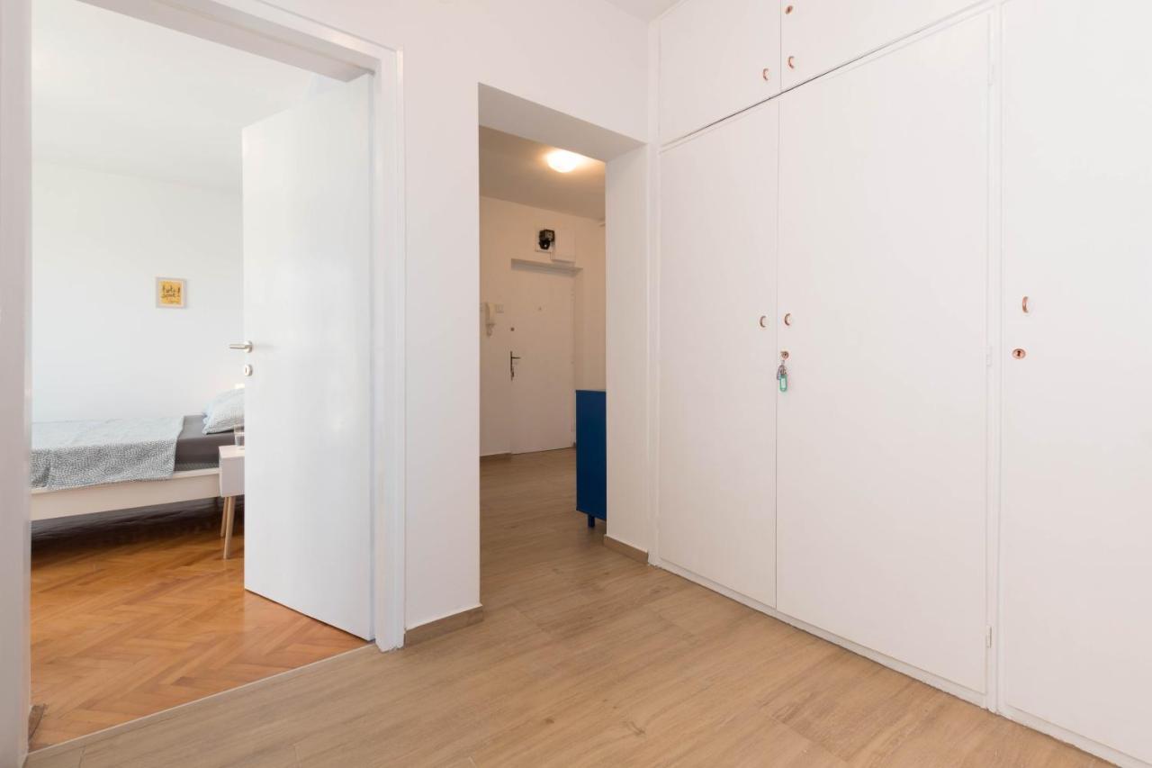 Nona Mileva Apartment Pula Bagian luar foto