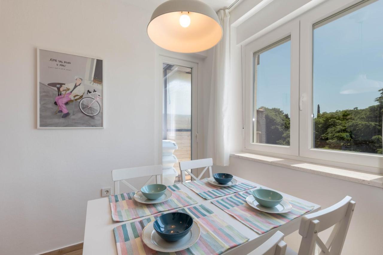 Nona Mileva Apartment Pula Bagian luar foto